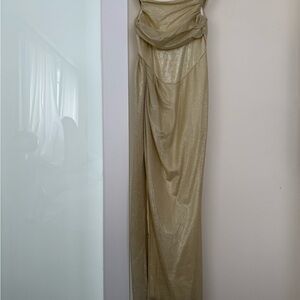 Elegant Gold Evening Gown